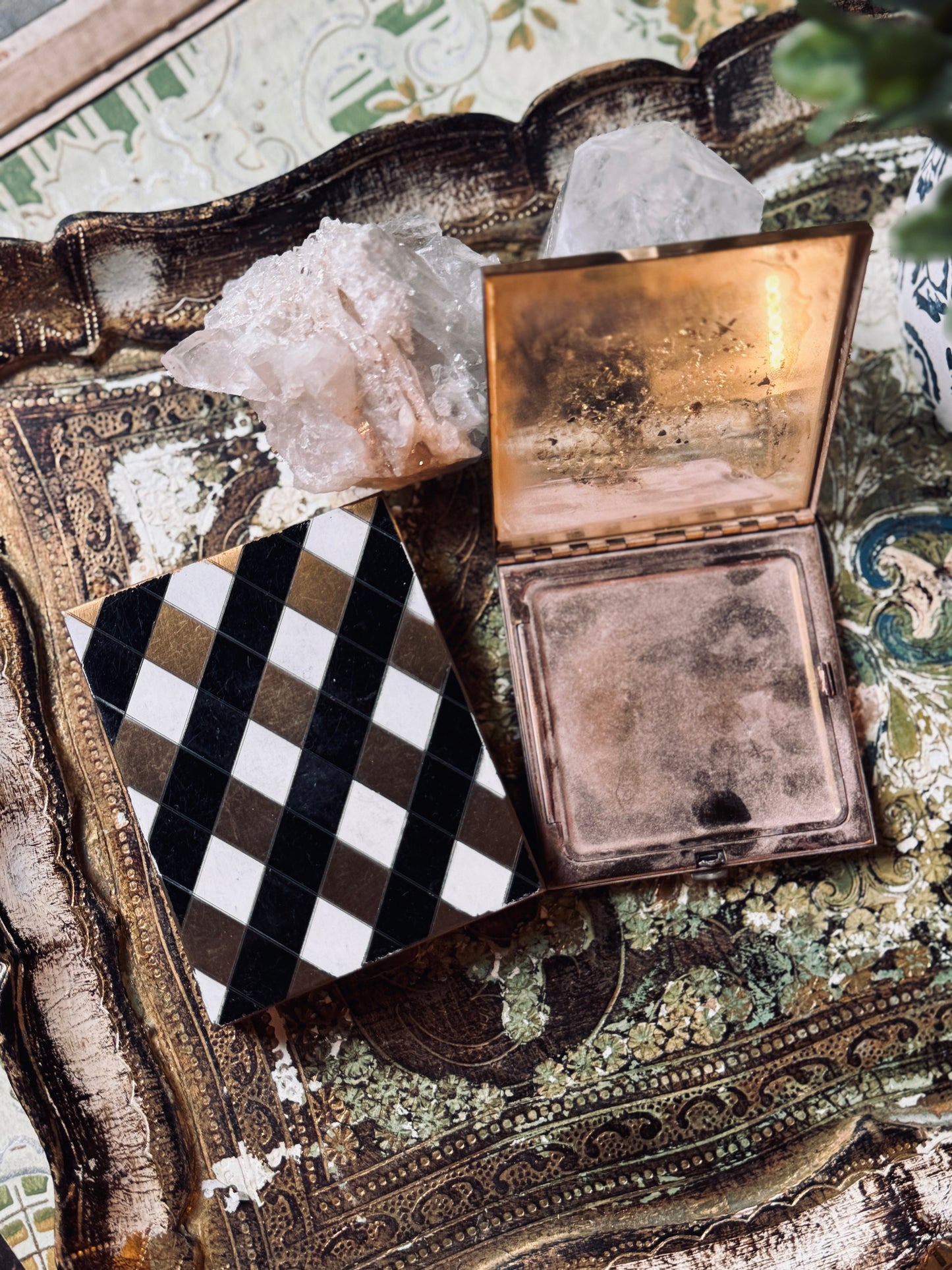 Compact and Cigarette Case Set